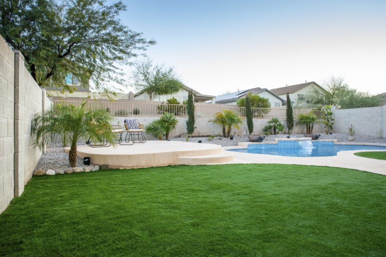 Finished yard with turf and decorative detail